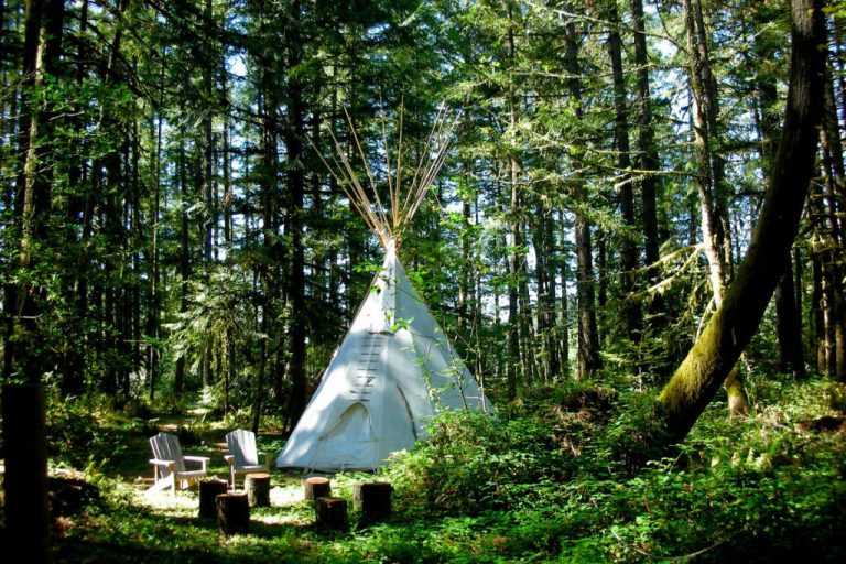 forest tipi at women's yoga retreat in Oregon near Eugene