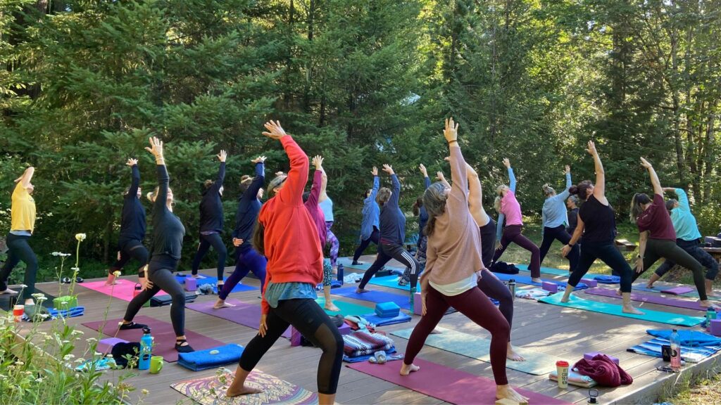 gratitude Oregon yoga retreat outdoor class